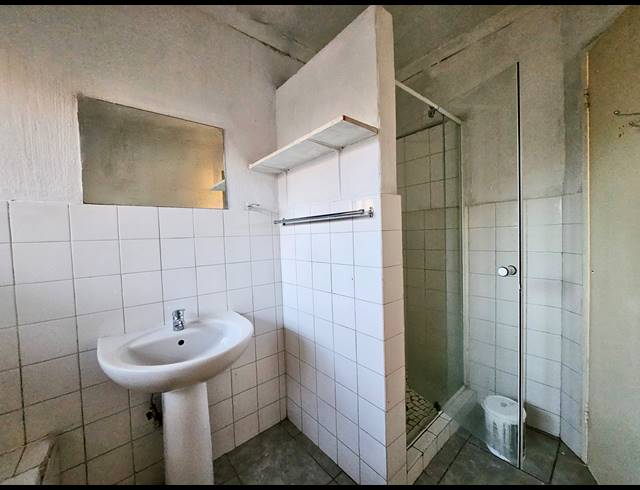 3 bed property to rent in NORKEM PARK